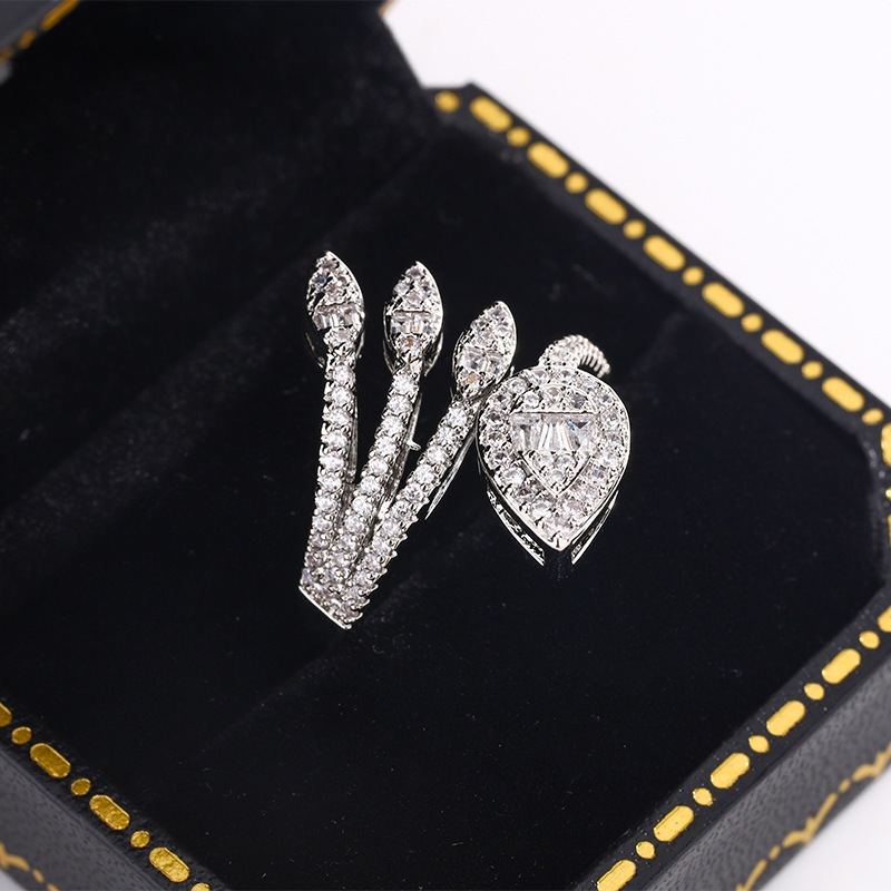 2025 Ins Top Sell Elegant Wedding Rings Luxury Jewelry 10KT White Gold Fill T Princess Cut 5A Cubic Zircon CZ Diamond Gemstones Party Women Leaf Bride