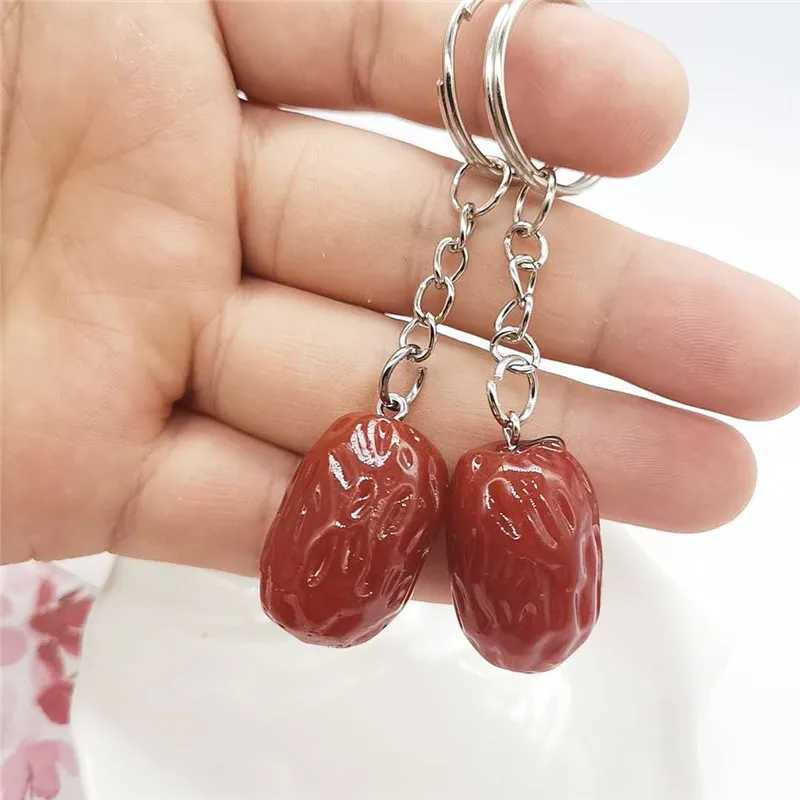Lovely Imitation Fruit Keychain Pendant Unique Jewelry Food Red Dates Jujube Keyring Girls Backpack Ornament Couple Pendant Gift W250526