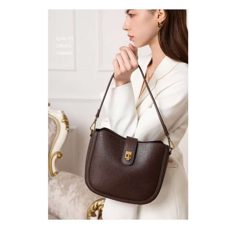 Free Shopping Cowhide New Trend Fashionable Saddle Retro Shell Versatile High-End Single Shoulder Crossbody Bag