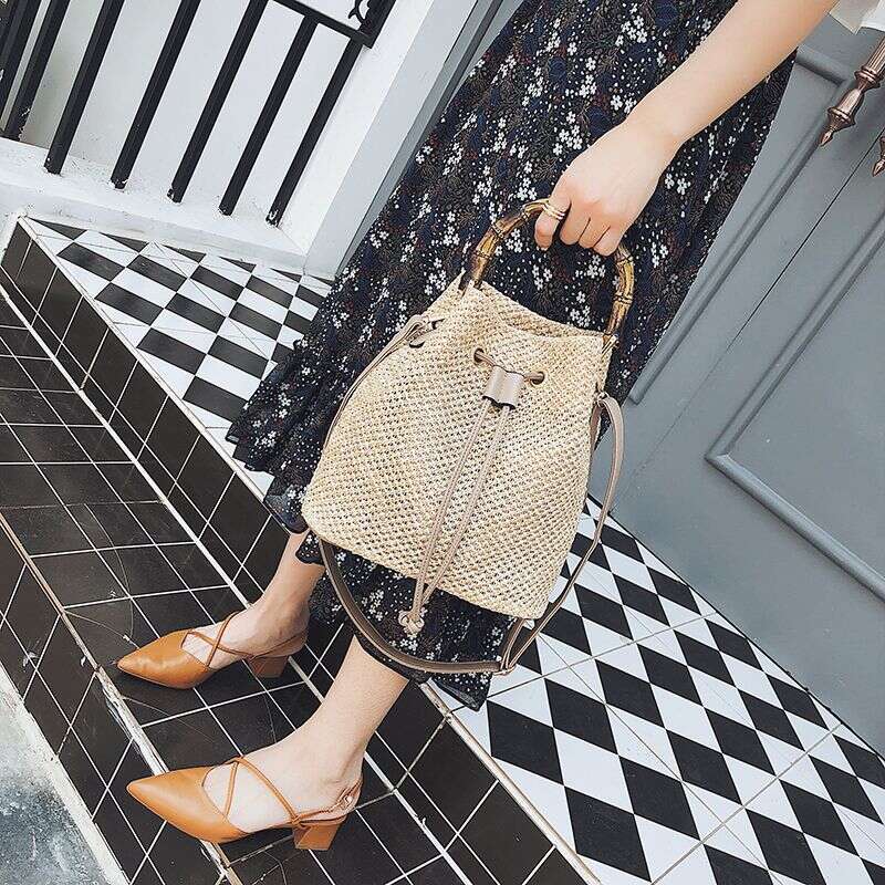 Spring Summer Straw Woven Small for Women 2025 New Trend Korean Version Versatile Crossbody Shoulder Fashion Handheld Drawstring Bucket Bag