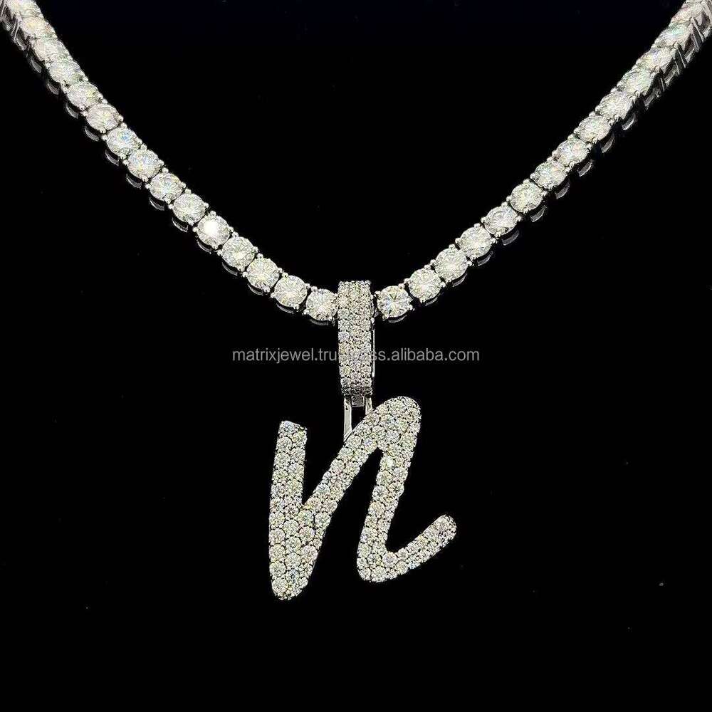 Single Letter Pendant VVS moissanite Studded dia premium quality Moissanite Dias elegant pendant