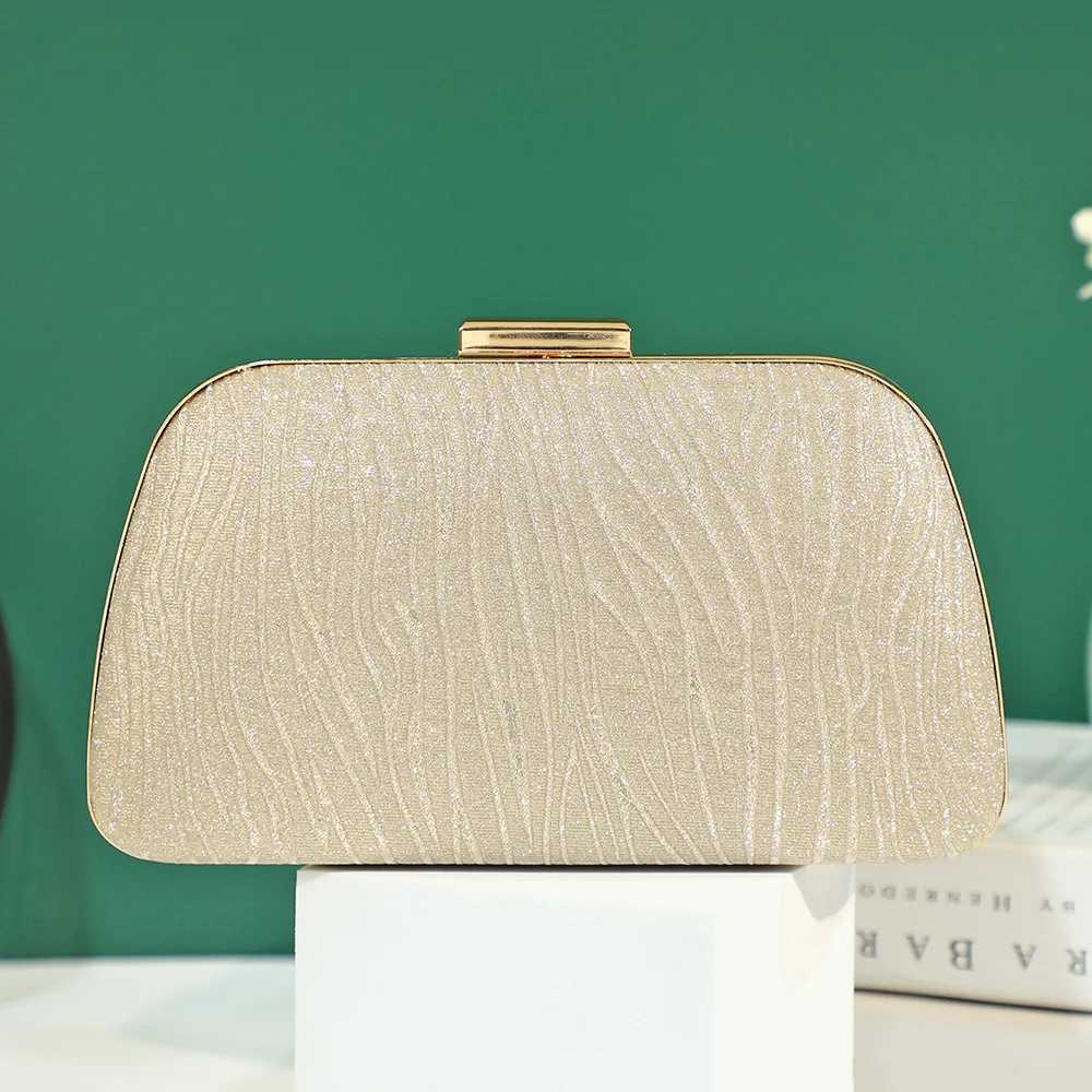 Luxury Sequins Shell Clutch Bag Designer Clip Chain Women Shoulder Bags Gold Silver Lady Sparkling Evening Bag Small Party Purse W250527