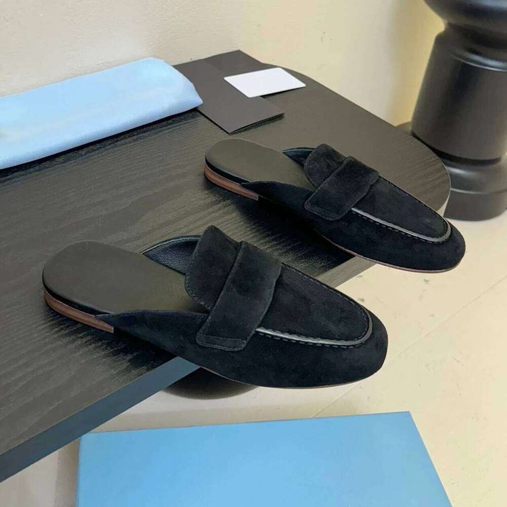 2025 New Arrival Retro Suede Round-Toe Slip-Ons Woman Slippers Metal Decora Mules Slides Oxfords FlipFlops Loafers Botas Mujer