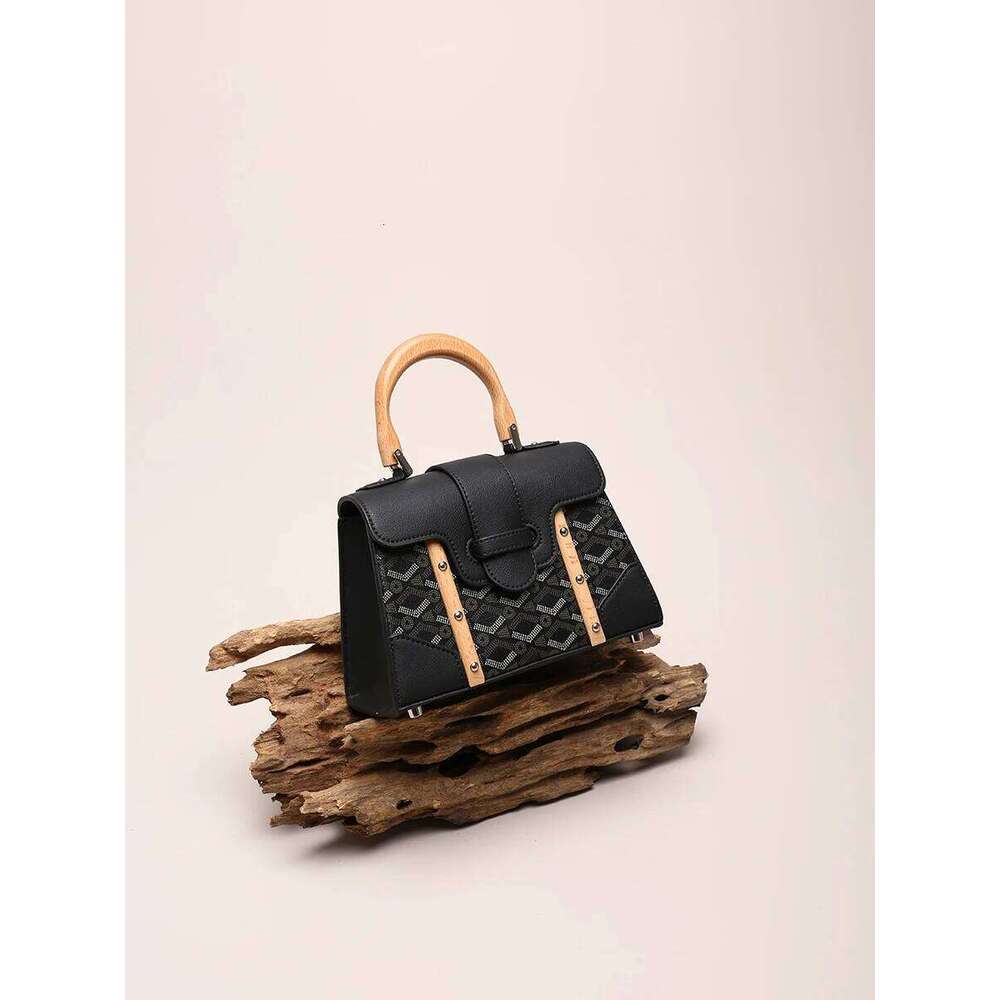 Vintage Handheld Dog Tooth Handbag with High Quality Retro Design Newly Trendy and Fashionable Cross Square Bag