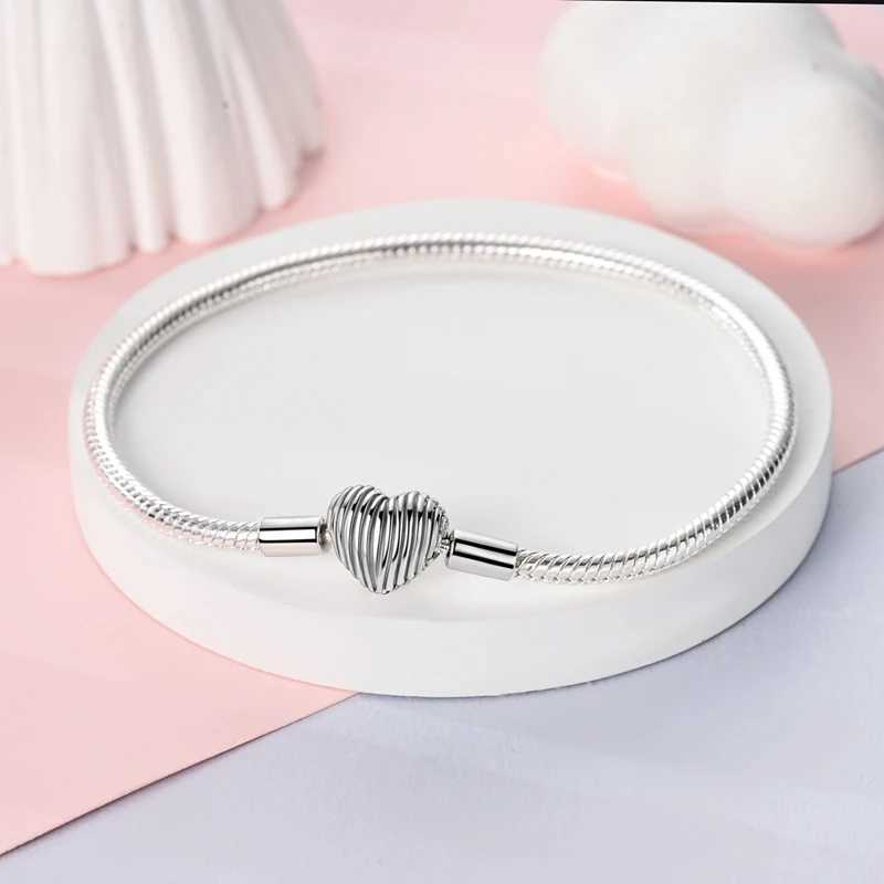 New In 925 Sterling Silver Bracelet For Women Heart Bracelet Fits Original Charms Beads DIY Original Clasp Snake Chain Bracelet W250526
