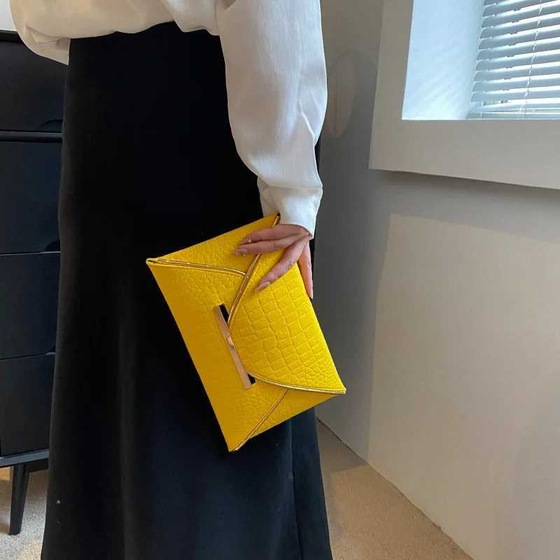 Fashion Stone Patten Womens Clutch Bag PU Leather Envelope Bag Ladies Party Banquet Evening Bag Purse Elegant Wedding Handbags W250527
