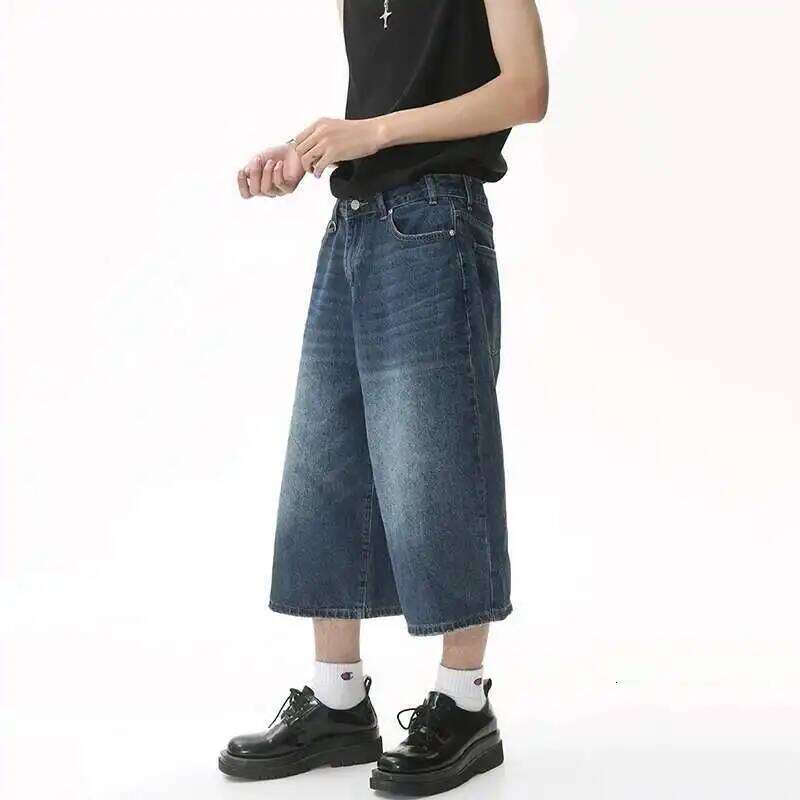 Korean Style Vintage Men's Jeans Summer Loose Male Wide Leg Knee Length Shorts New Washed Fashion Short Denim Pants