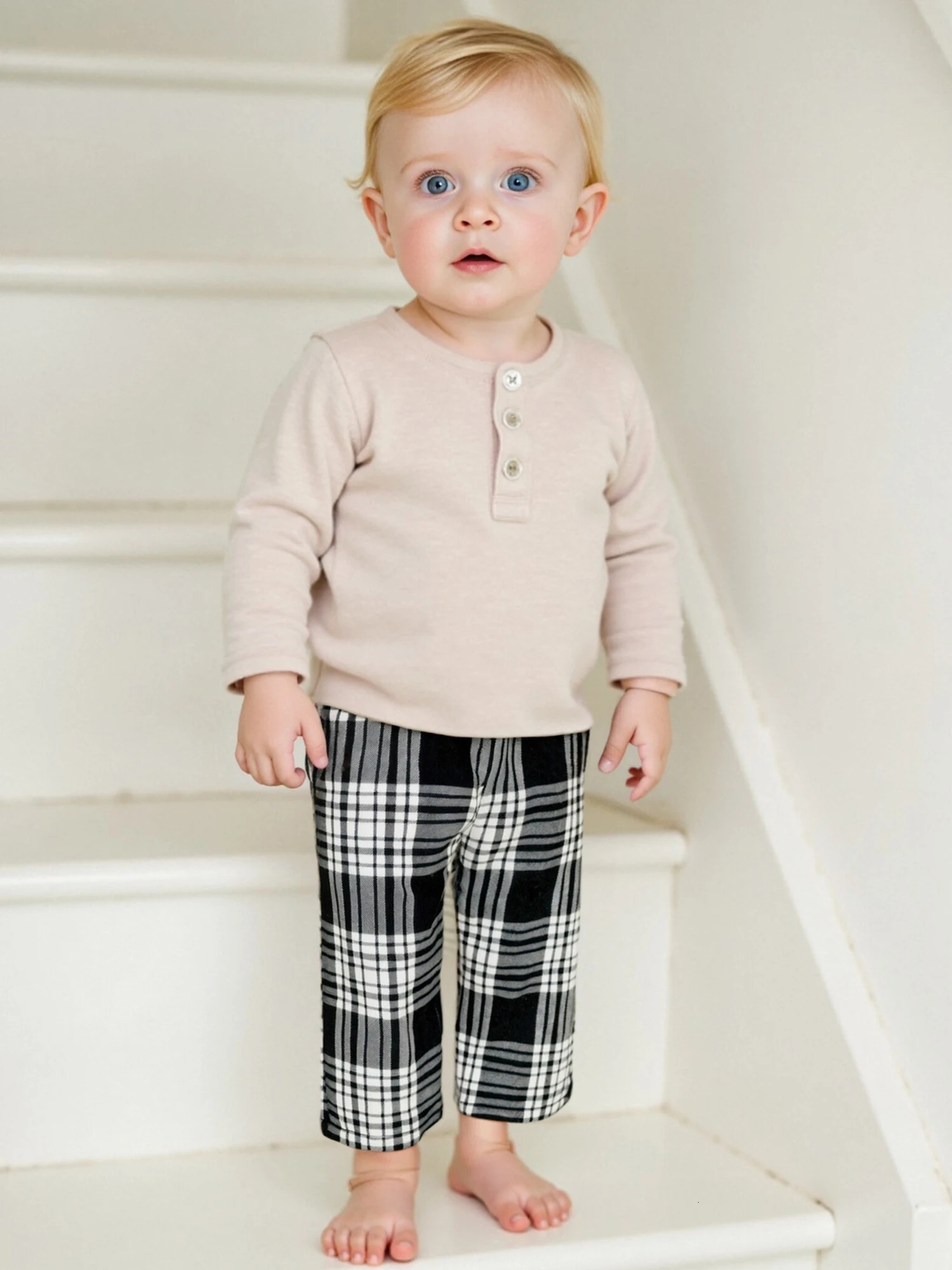 Cute Baby Boy Girl Plaid Pants with Elastic Waistband and Pockets Stylish Gingham Trousers for Toddlers Perfect Winter 250527