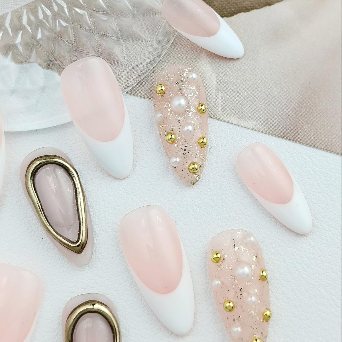 10pcs French Tip Handmade Press-on nails Medium Almond Nails 3D Hand drawn Fake nails Classic Sweet Finished nail stickers Free storage box jelly glue