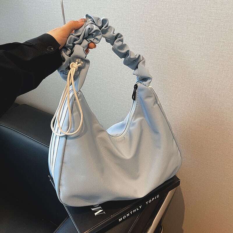 Fashion Pleated Cloud for Women, Crossbody Trendy Versatile Shoulder Bag, Large Capacity, Simple Lightweight Storage Casual Bag