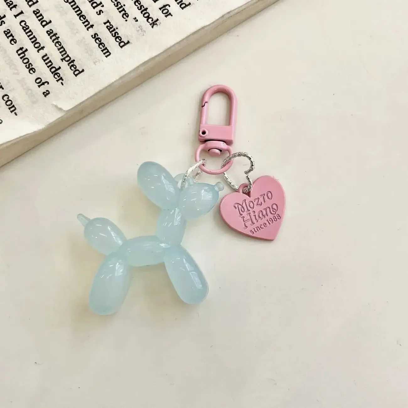 Cartoon Acrylic Balloon Dog Keychains For Women Y2k Bag Pendant Couple Car Keychain Jewelry Gift Decoration Accessories W250526