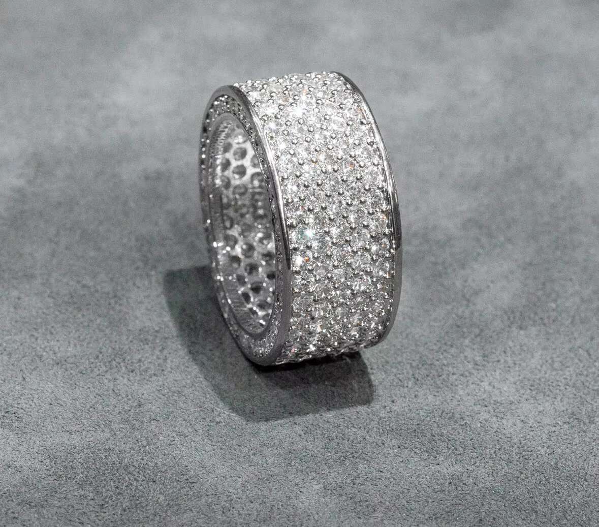 Luxury Custom Hip Hop Jewelry Mens Iced Out Eternity Ring in 925 Solid Silver with Real VVS1 Moissanite Diamonds 18K Gold Plated