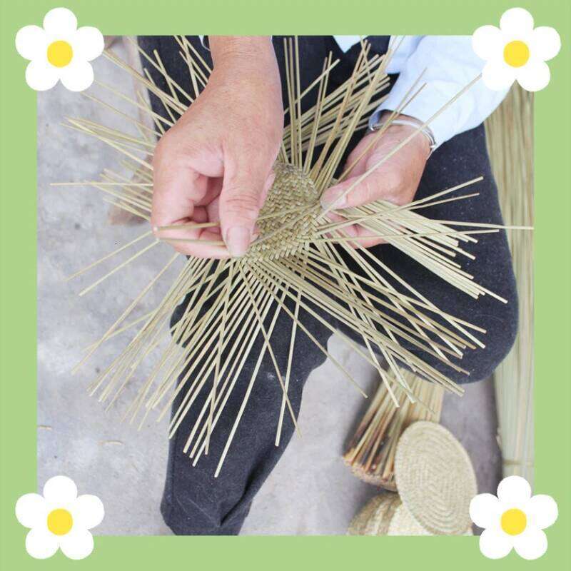 Shoulder 2025 Summer Beach Women's Handmade Woven Grass Mini Cute Purses Crossbody Bag
