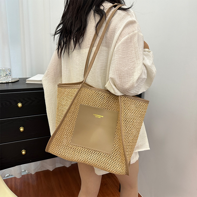 Free shipping designer weaves a large-capacity fashionable Korean-style handbag 2025, versatile ins casual and stylish single-shoulder tote bag