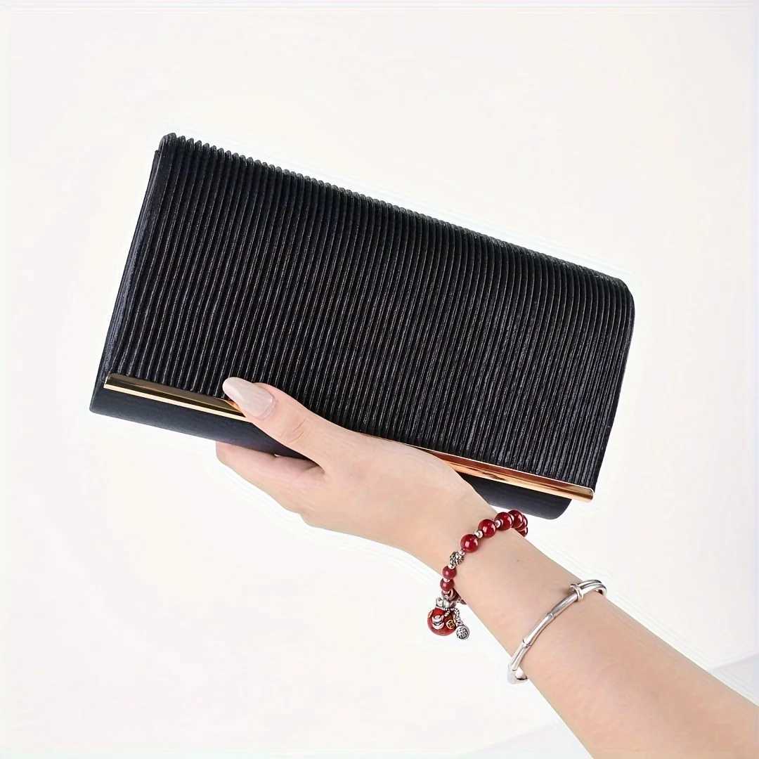 Womens Evening Bag Solid Color Flap Wedding Bag Dress Bag Elegant and Fashionable Chain Bag W250527