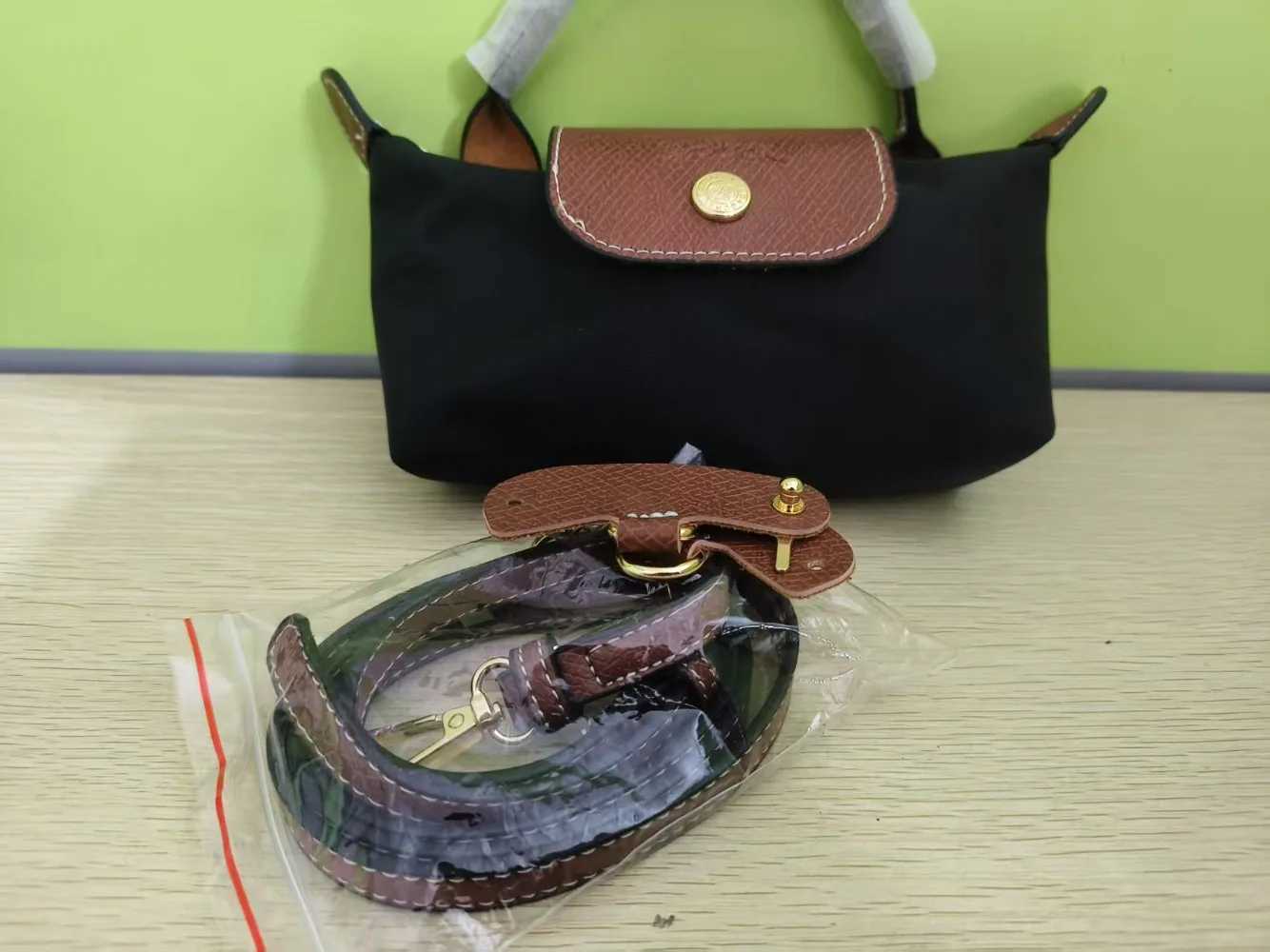 France unique perforated multifunctional large capacity new Mini nylon shoulder bag Z250527