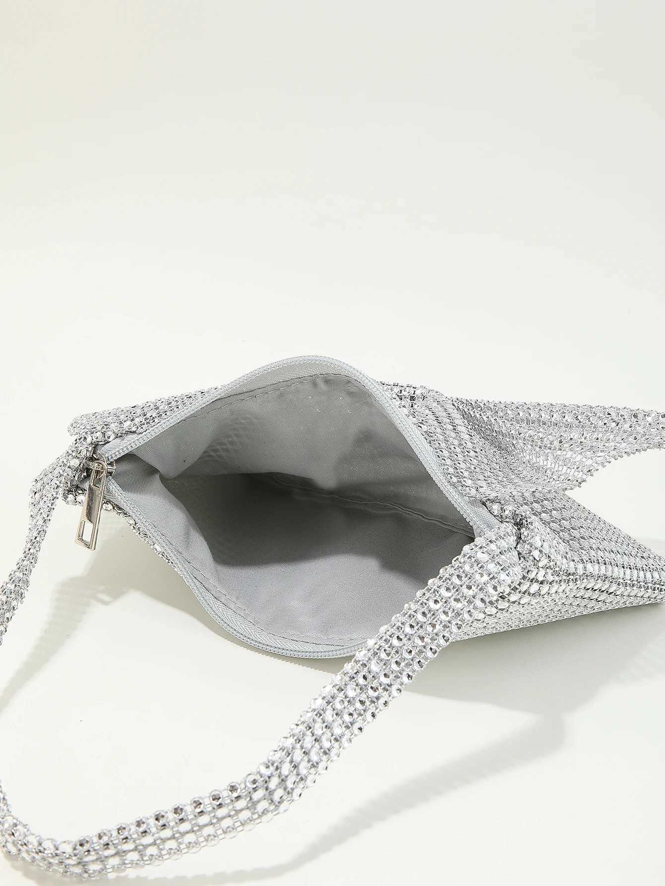 Fashion gorgeous shiny rhinestone portable zippered bow decoration evening bag suitable for weddings parties and gatherings W250527