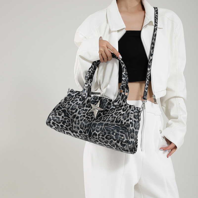 Top brand high-quality new free designer bag 2025 new retro leopard print handbag shoulder bag fashion trend crossbody bag new free designer bag
