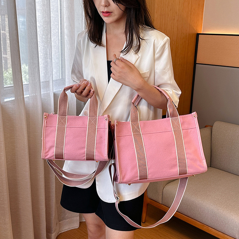 Top Brand High Quality New Canvas Bag for Women 2025 New Trendy Fashion Handbag Color-Block Commuter Shoulder Crossbody Bag New Free Delivery Designer