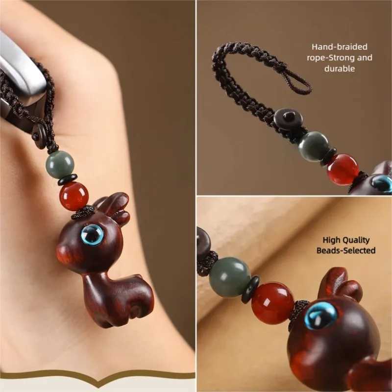 Creative Cute Deer Sandalwood Car Key Ring Chinese Style Wood Pendant Bag Charm Mobile Phone Handmade Prosperity Lucky Keyring W250526