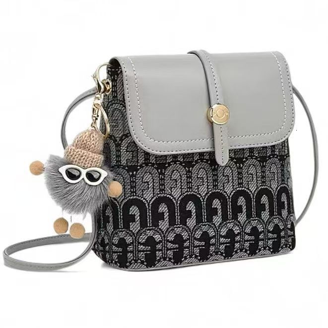 High quality brand new model free delivery designer bag 2025 new lazy bucket multifunctional shoulder width mobile phone bag new model free delivery d