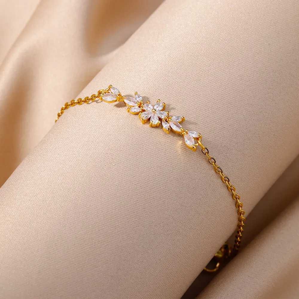 Elegant Zircon Flowers Bracelet For Women Girls Charm Gold Color Stainless Steel Plant Bracelets Luxury Designer Jewelry Gifts W250526