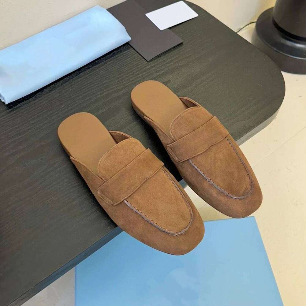 2025 New Arrival Retro Suede Round-Toe Slip-Ons Woman Slippers Metal Decora Mules Slides Oxfords FlipFlops Loafers Botas Mujer