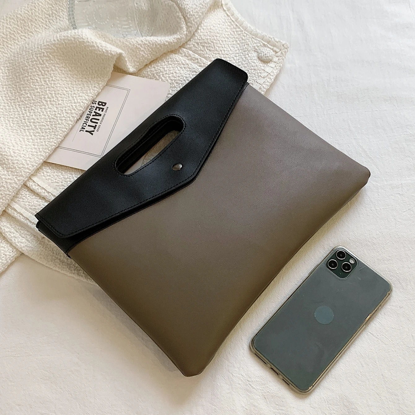 Fashionable Square Bag for Women Two Tone Clutch Bag for Rookies White-Collar Workers 250526