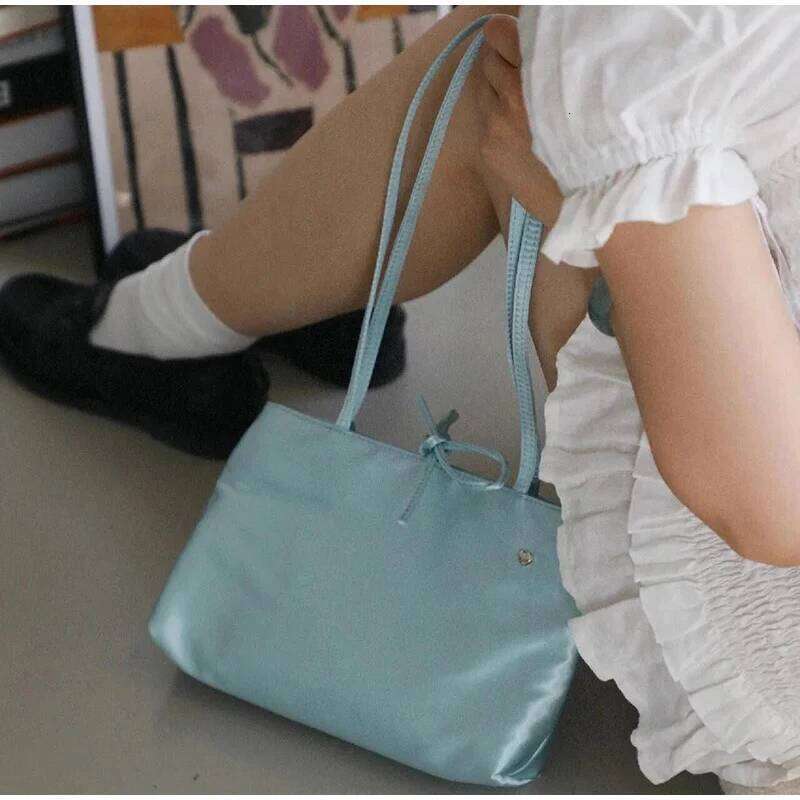 Women's Bags Designer Brand Ballet Style French Simple Retro Veet Satin High Quality Ladies Handbag Small Square Shoulder Underarm Bag