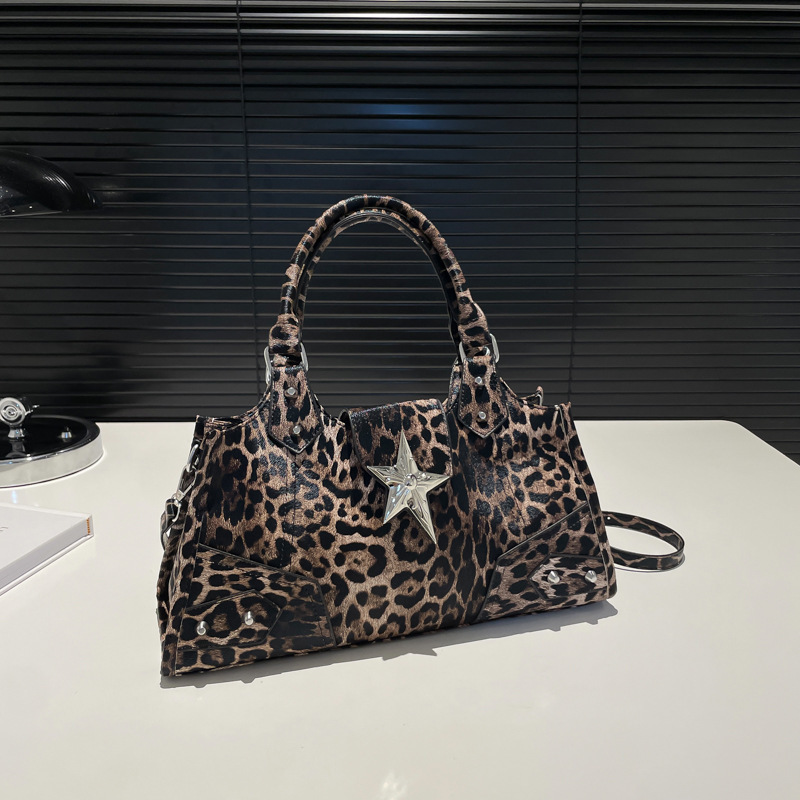 Top brand high-quality new free designer bag 2025 new retro leopard print handbag shoulder bag fashion trend crossbody bag new free designer bag