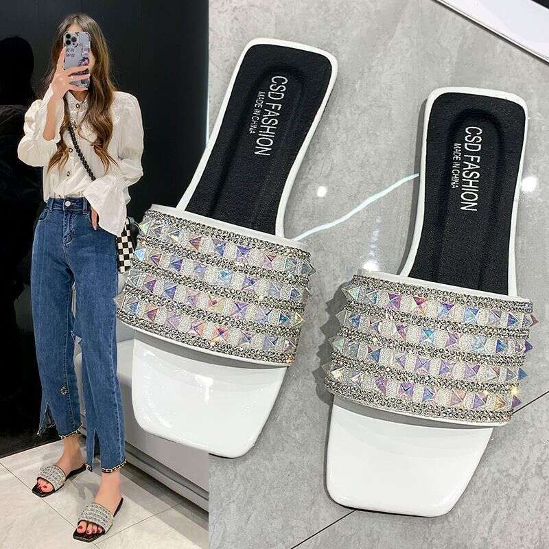 Wholesale Sandals For Outdoor Wear Plus Size Fashion Sandals Rhinestone Slippers For Outdoor Wear Flat And Comfortable New Style Slippers Designer San