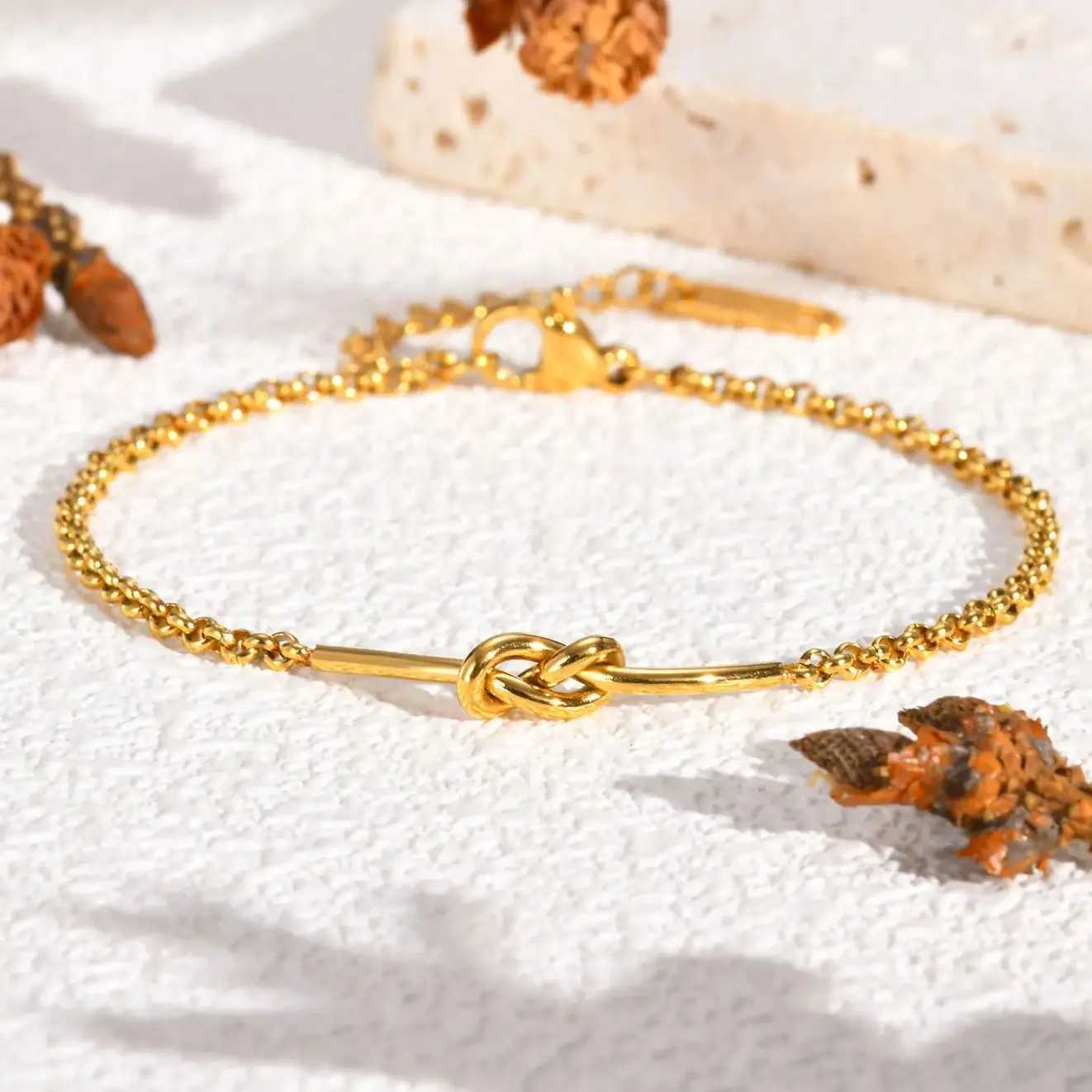 Minimalist Knot Link Chain Bracelet for Women Gold Color Stainless Steel Bracelets New Trendy Waterproof Jewelry Gift W250526