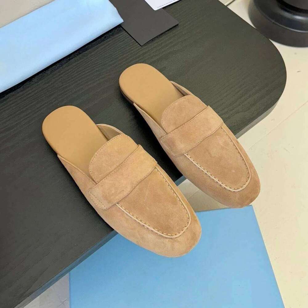 2025 New Arrival Retro Suede Round-Toe Slip-Ons Woman Slippers Metal Decora Mules Slides Oxfords FlipFlops Loafers Botas Mujer