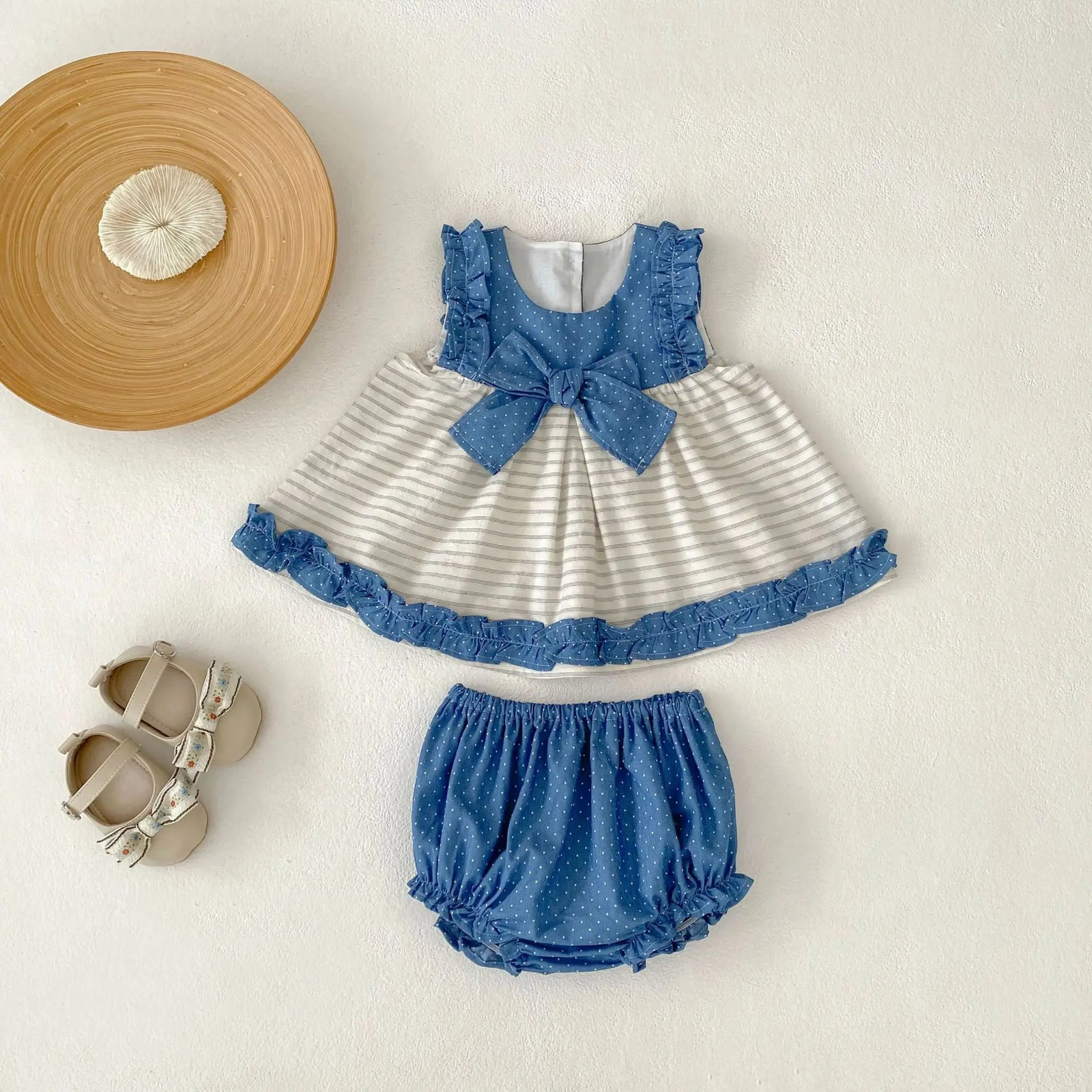 Summer baby clothes for 03 years old fashionable girl suit polka dot stitching top triangular shorts 250527