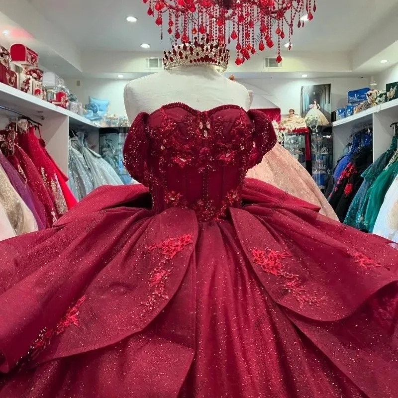 Sparkly Burgundy Quinceanera Dresses Off Shoulder Appliques Lace Beading Ball Gown Tull Tiered Birthday Party Vestidos 15 Anos Bow Back