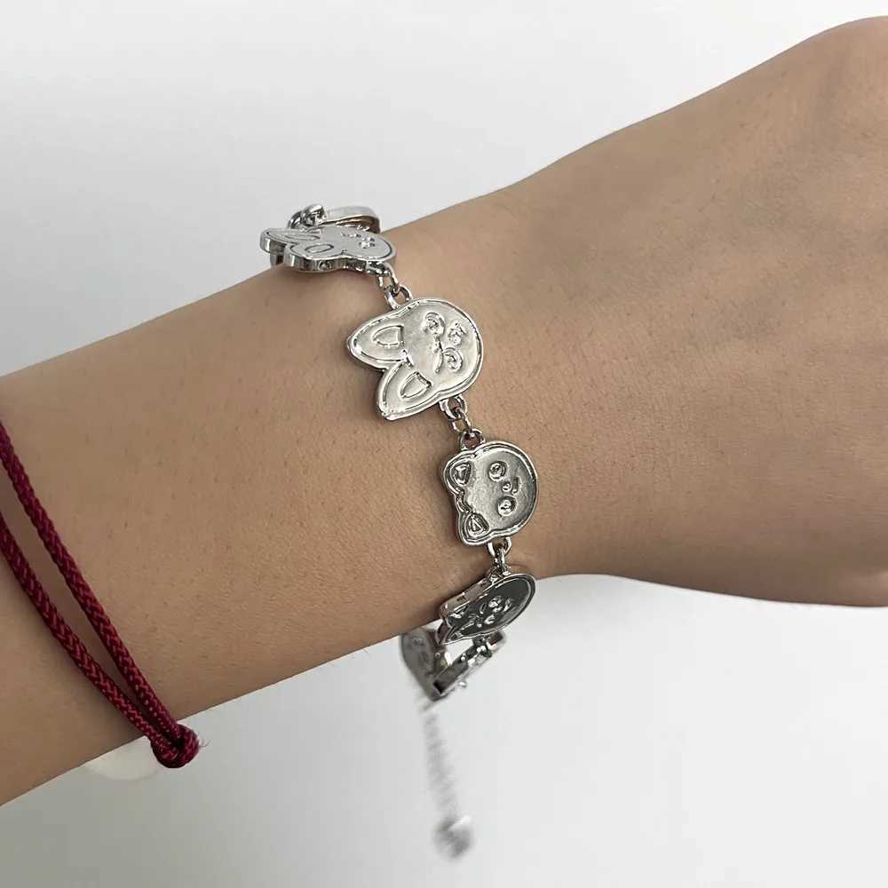 Kpop Lose My Breath Cosplay Lee Yong-Bok Bang Chan Hwang Hyun-Jin Bracelet Cartoon Animal Pendant Jewelry Hand Chain Accessory W250526