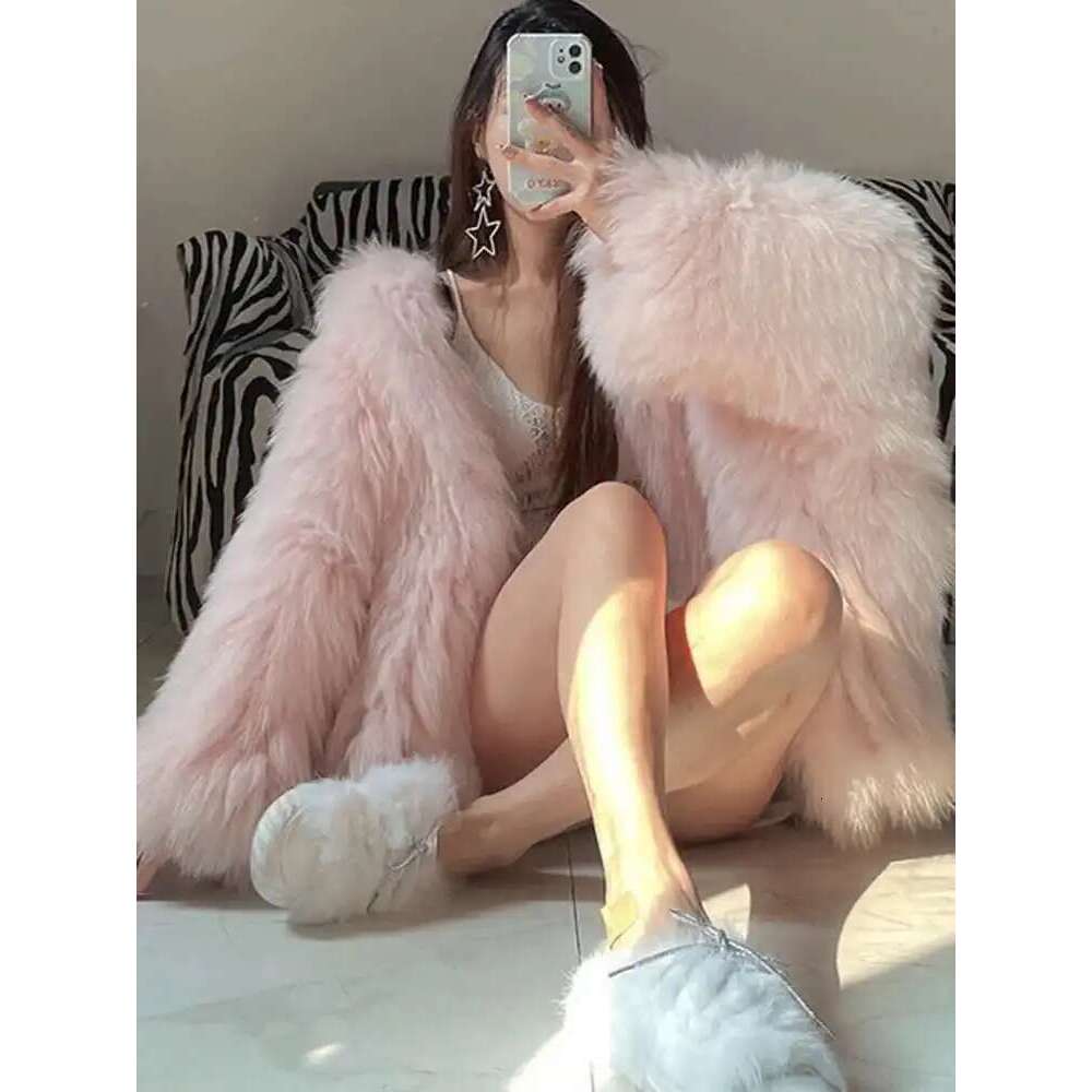 UCXQ Temperament Hooded Batwing Sleeve Warm Faux Fur Coats For Women Casual Thick Female Jacket 2025 Autumn Winter New 23A4612