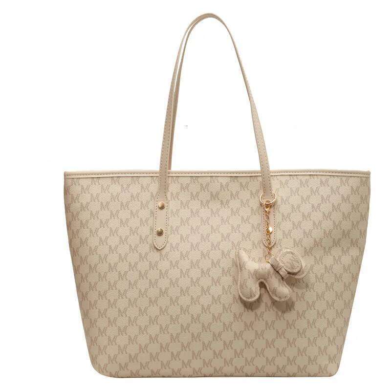 2025 new autumn and winter trend light women's large capacity commuting shoulder hand-held tote bag