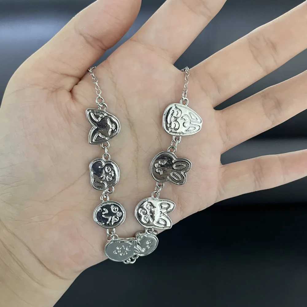 Kpop Lose My Breath Cosplay Lee Yong-Bok Bang Chan Hwang Hyun-Jin Bracelet Cartoon Animal Pendant Jewelry Hand Chain Accessory W250526