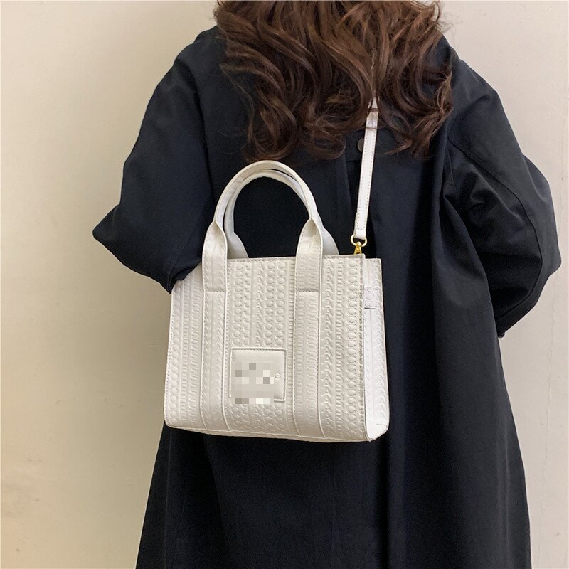 High quality brand, free designer bag, fashionable handbag, one shoulder diagonal cross, new design, free designer bag, new free designer bag