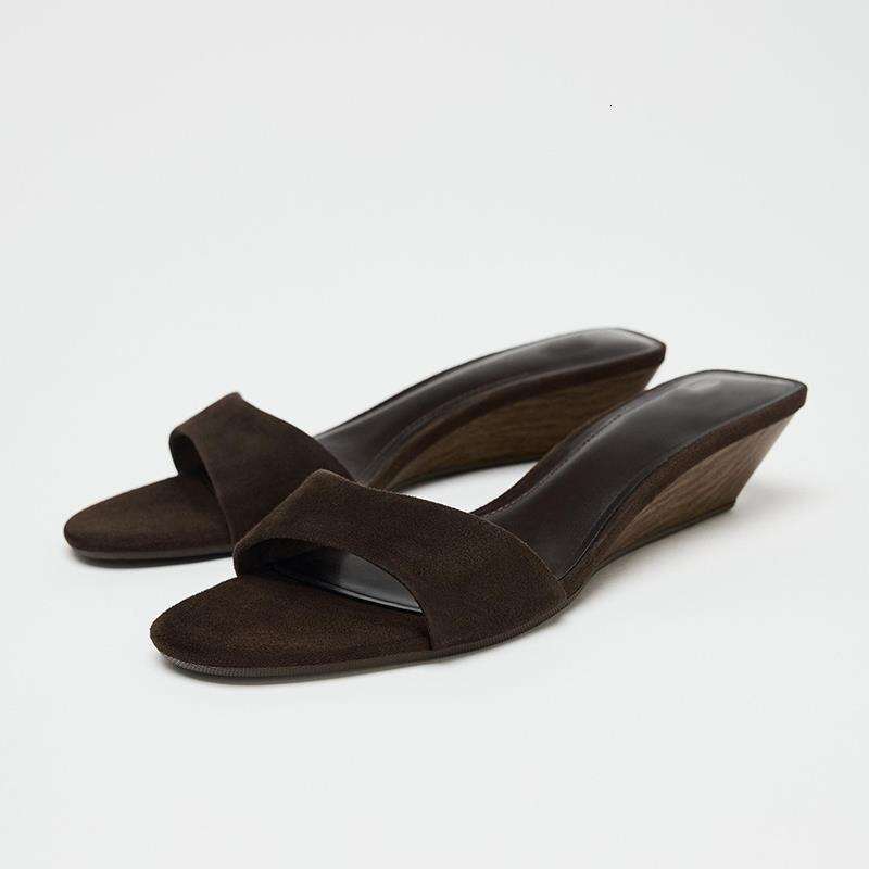 2025 Summer New Genuine Leather Simple One-Strap Women's Versatile Wedge Mid-Heel Open-Toe Fashionable Sandals
