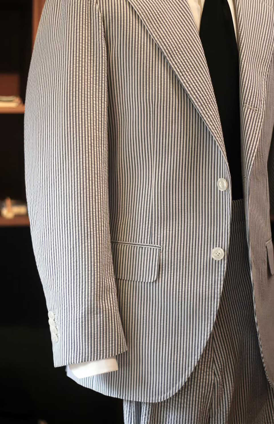 Mens Wedding Tuxedos With Peaked Lapel Two Buttons Pinstripe Jacket Pants Casual Tuxedo Plus Size Formal Occasion Customized