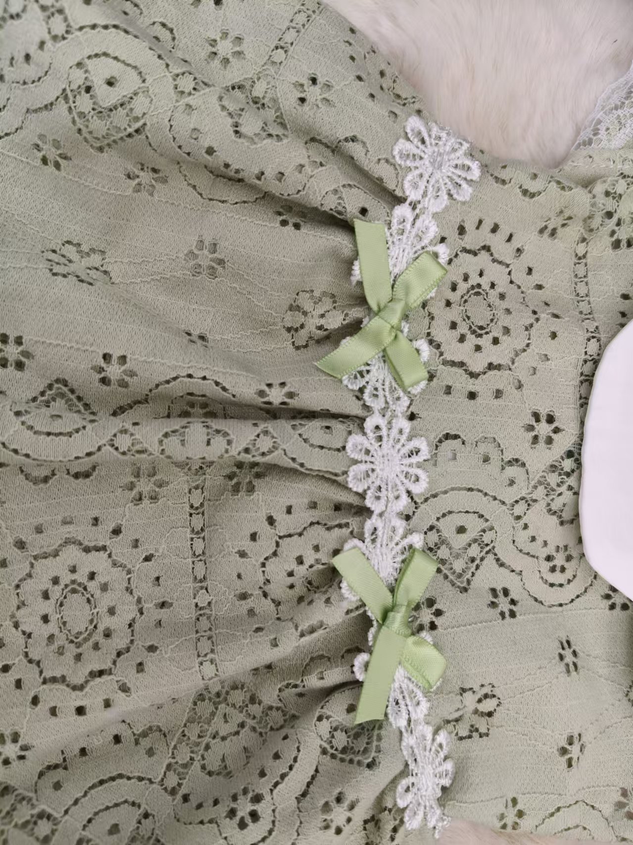 Pet Green Small Flower Hollow Skirt Trendy Thin Design