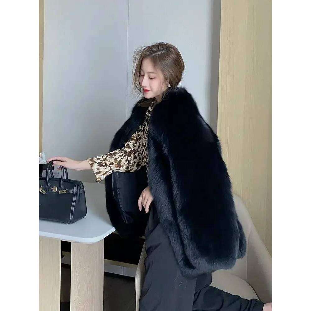 Large Size Imitation Fox for Women Warm and Thick Fake Jacket Black Overcoat Korean Plush Fluffy Faux Fur Coat
