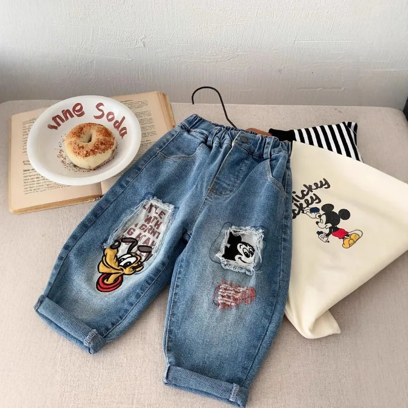 Children Ripped Jean Spring Autumn Boy Girl Elastic Waist Cartoon Denim Pants Kids Straight Leg Trousers D2501 250527
