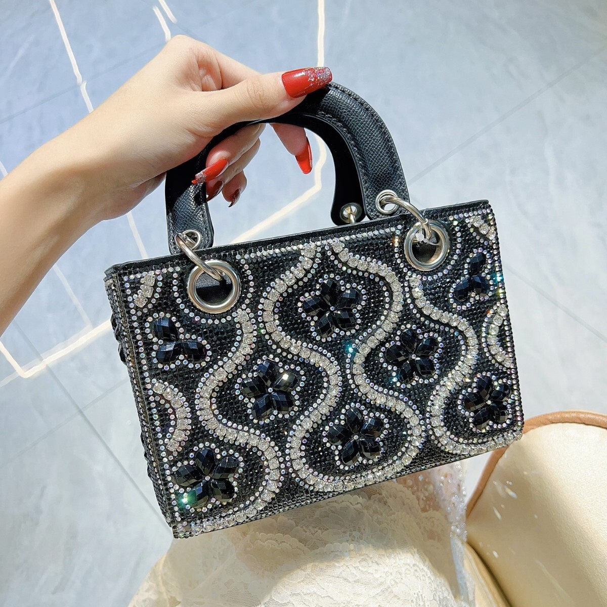 Brand High Quality Style light handbag small carry one shoulder crossbody dinner bag high-quality and large capacity women's bag Free Delivery De