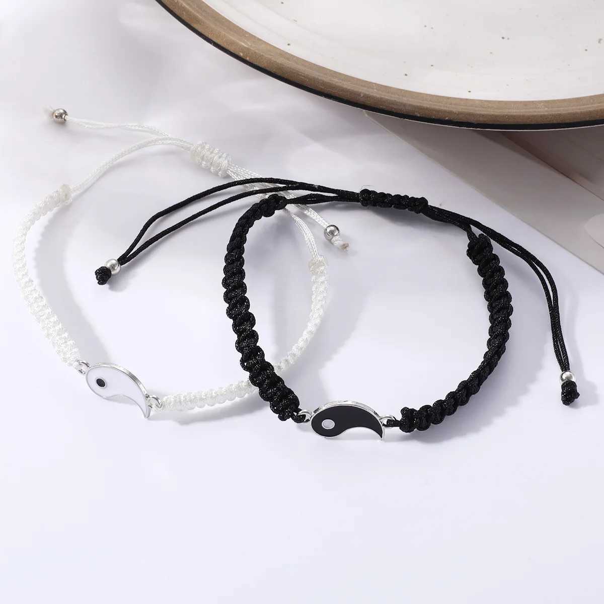 New Y2K Fashion Couple Bracelets for Women Tai Chi Yin Yang Hand-Woven Stitching Pendant Adjustable Rope Bracelets Jewelry Gifts W250526