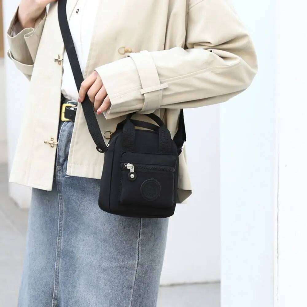 New 2024 Small Shoulder Nylon Women Mobile Phone Mini Female Messenger Purse Lady Wallet Crossbody Bag Woman Hand Bags