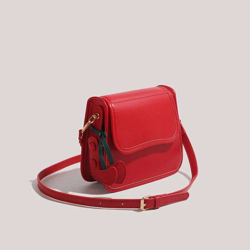 High Quality Retro Red PU Crossbody Bag Women's Light Magnetic Buckle Flap Underarm Bags Versatile Commuting Handbag