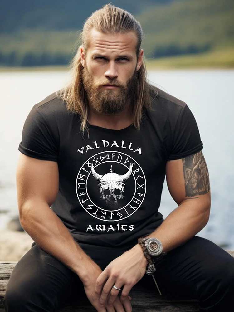 Valhalla Awaits Viking T-shirt Norse Mythology T-shirt Summer Outdoor Casual Mens T-shirt Street Fashion Mens Short Sleeve Top Z250527